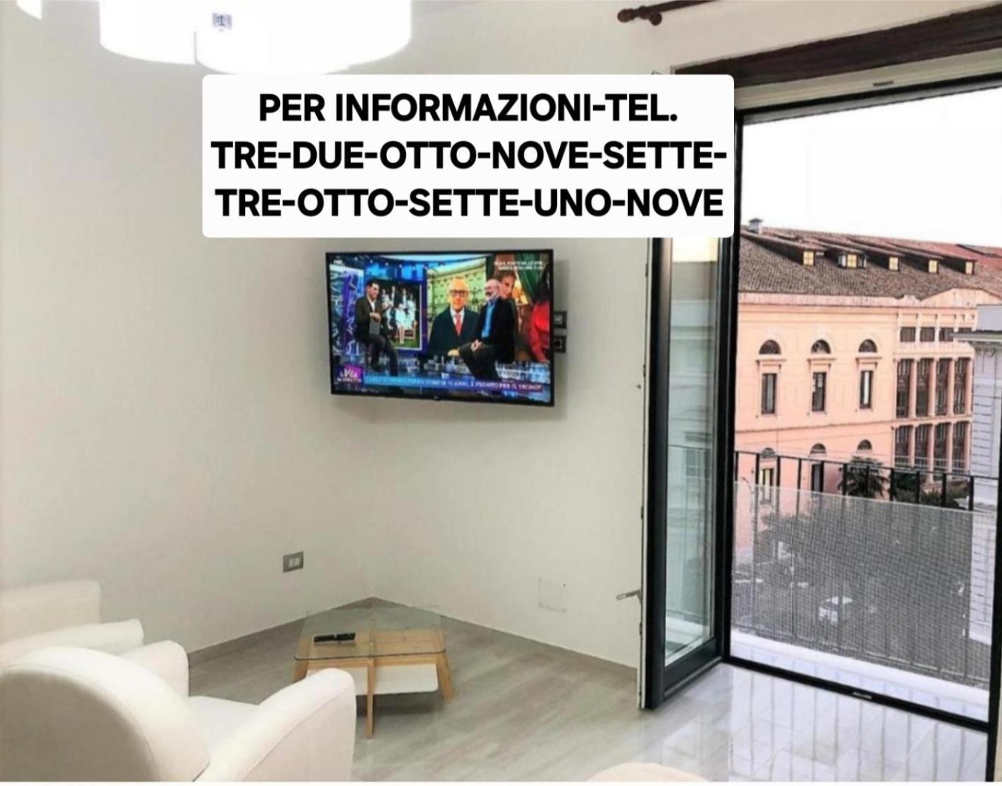 Al Teatro Verdi Luxury Apartment Salerno Exterior photo