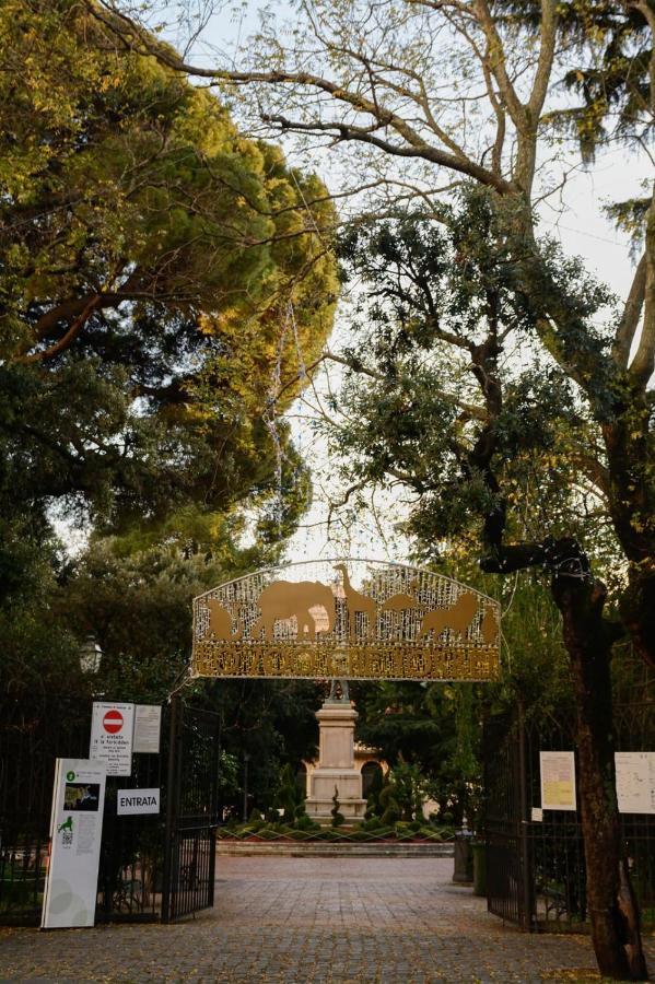 Al Teatro Verdi Luxury Apartment Salerno Exterior photo